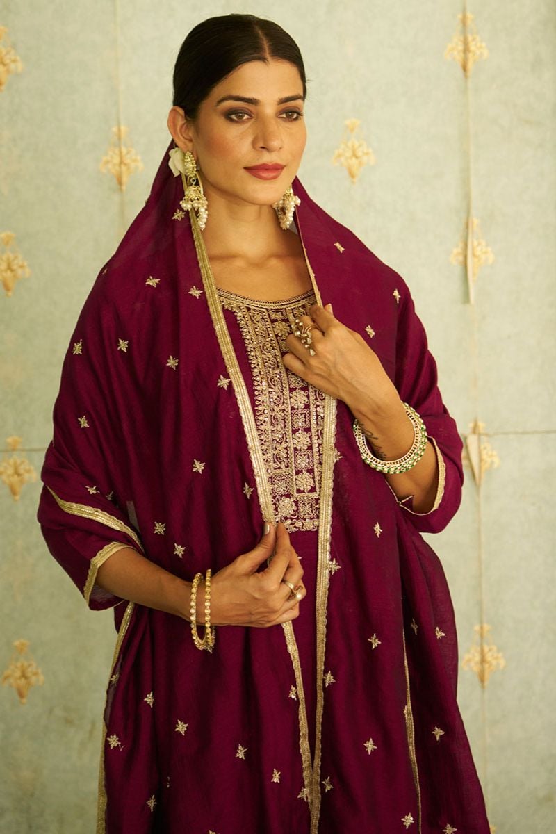 Burgundy Mesmerizing Art Silk Salwar Kameez SFROY543102R