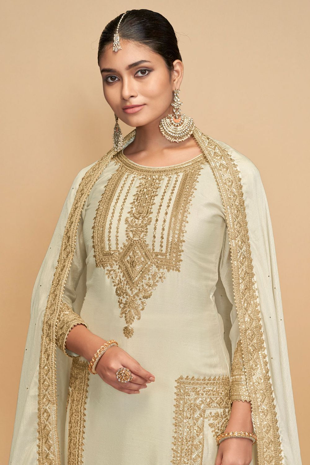 Off White Chinnon Embroidery Work Salwar Kameez SFSMT33902R