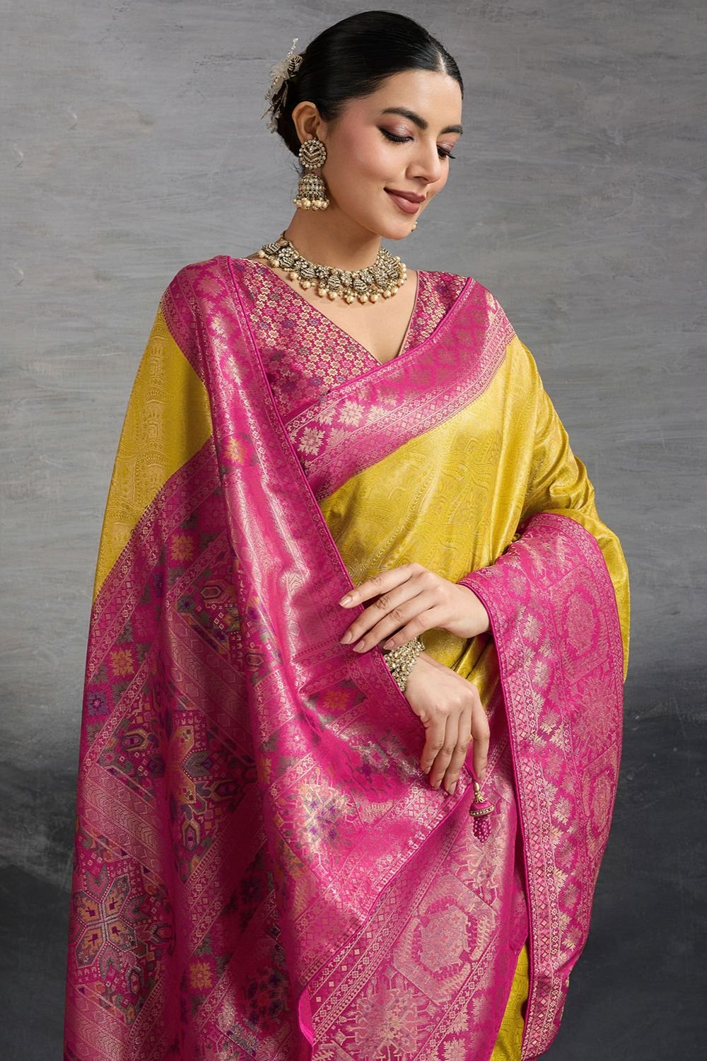 Yellow Wedding Party Weaving Silk Saree SFSJDN30504