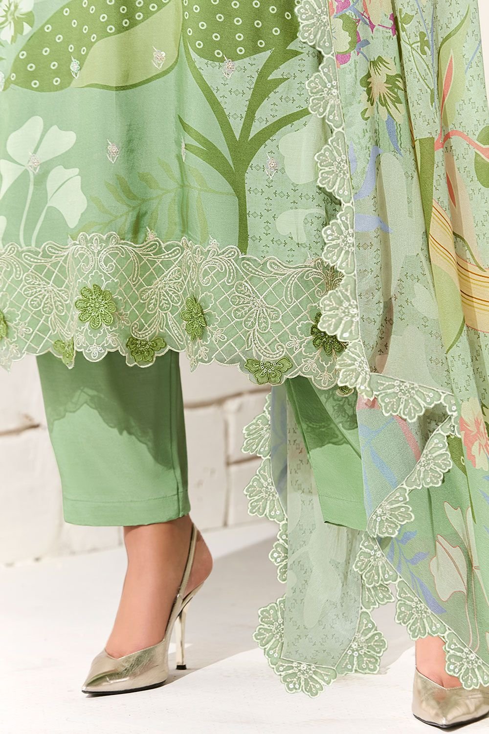 Green Muslin Plus Size Salwar Kameez SFYS157402