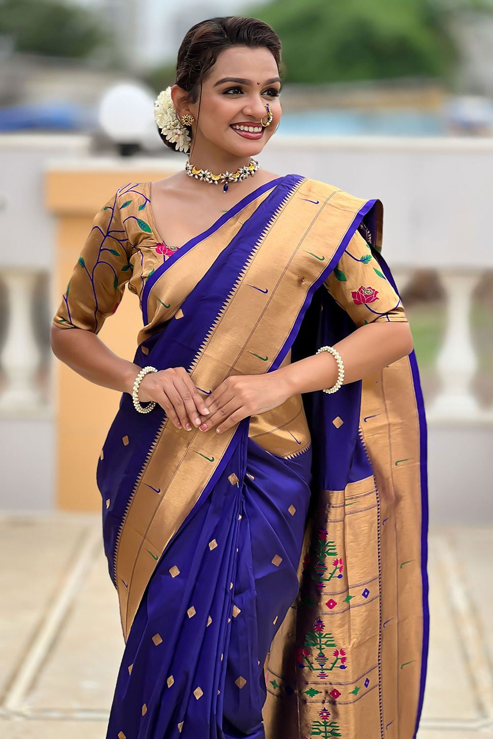 Blue Sleek Paithani Silk Saree With Blouse SFPRF251309