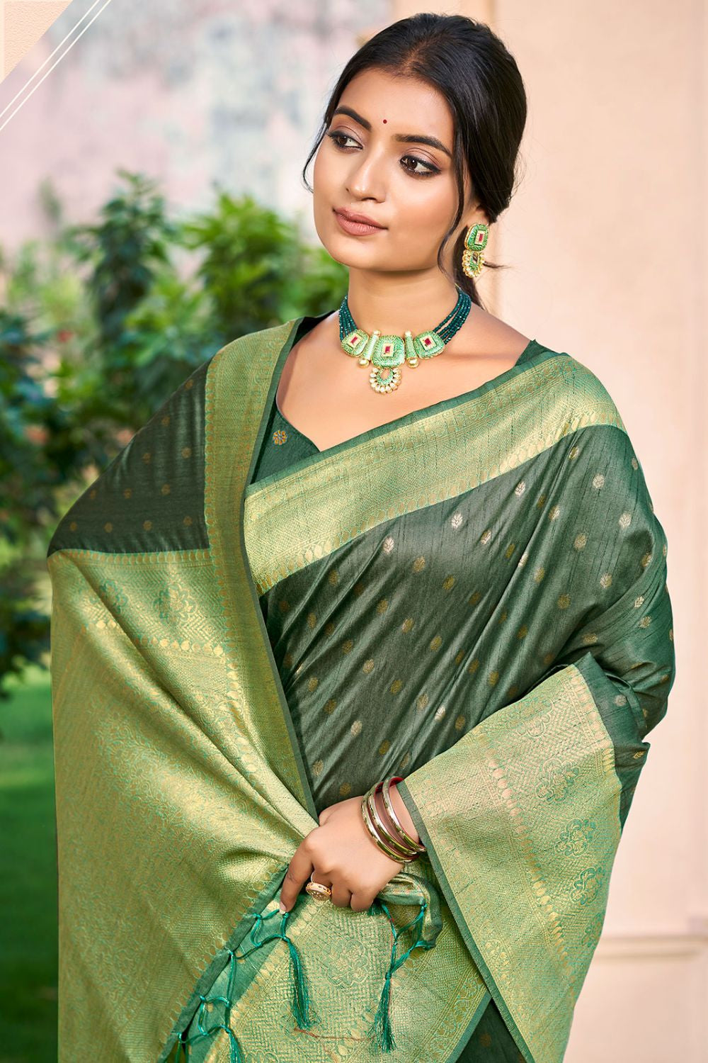 Green Wedding Silk Saree With Blouse SFSGM118703