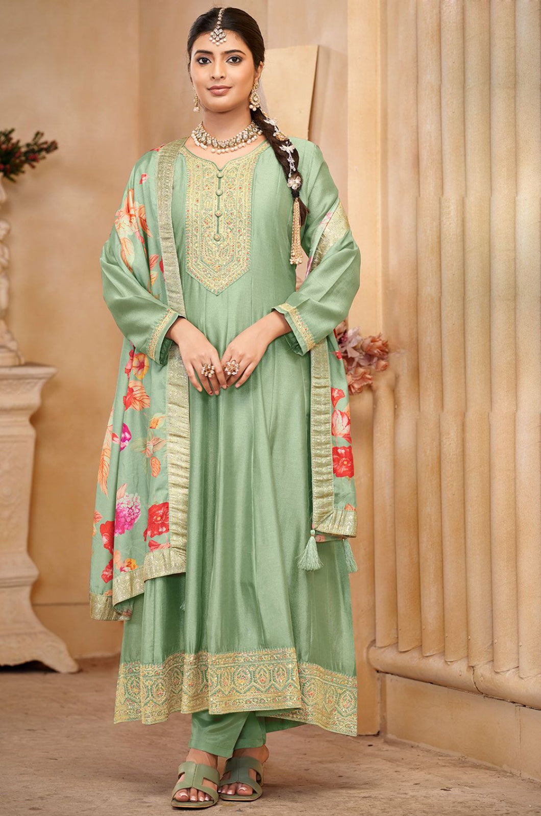 Green Exquisite Silk Salwar Kameez For Wedding SFYS146502