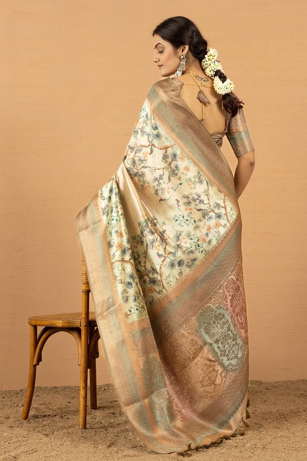 Green Jacquard Silk Sarees For Partywear SFSDR1704