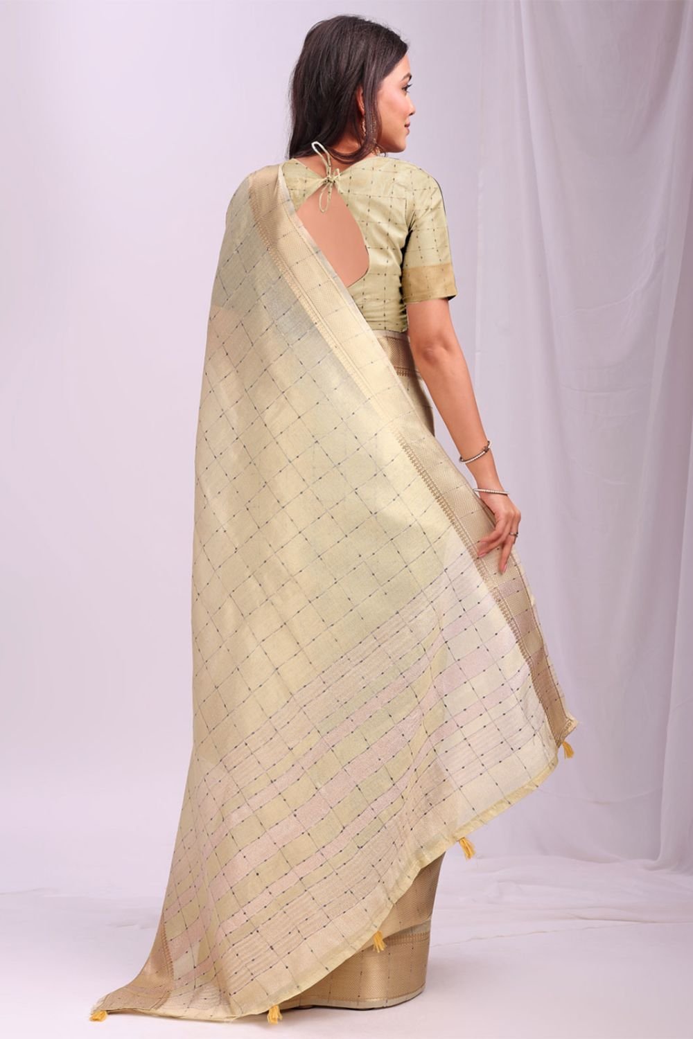 Beige Sleek Organza Casual Sarees With Blouse SFAST11604