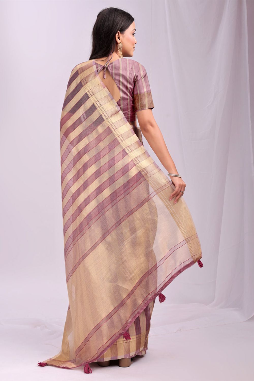 Purple Flattering Organza Sarees With Blouse SFAST11703