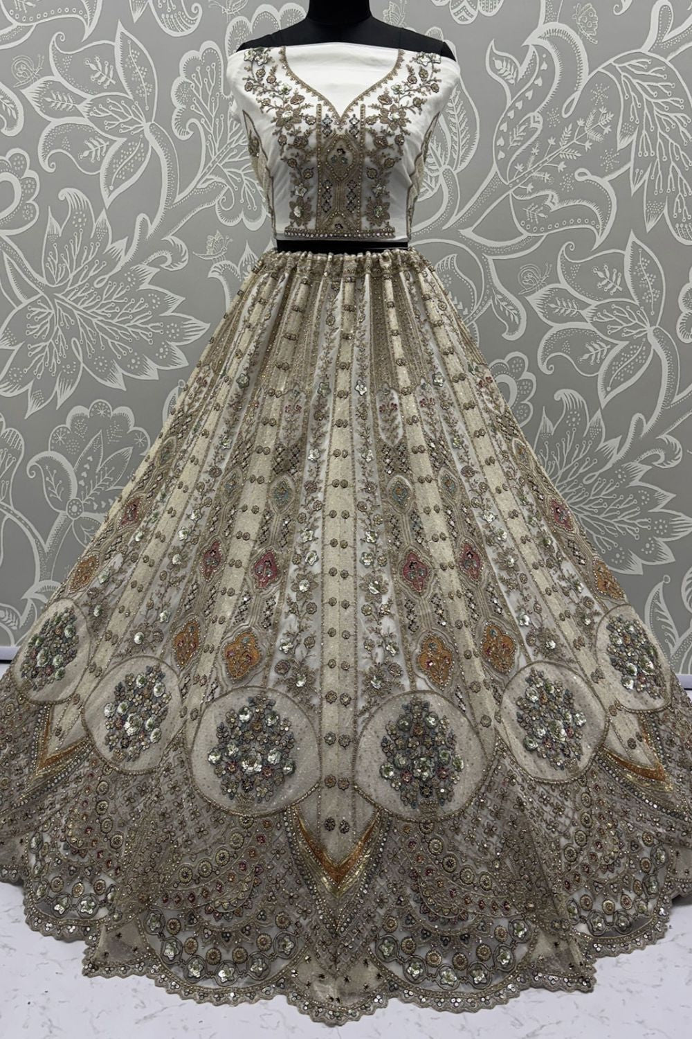 White Bridal Engagement Organza Lehenga Choli SFANJ3208