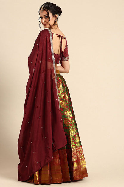 Green Silk Navratri Lehenga Choli Set SFROY537405