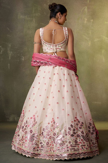 White Bridal Wedding Organza Lehenga Choli SFROY565723