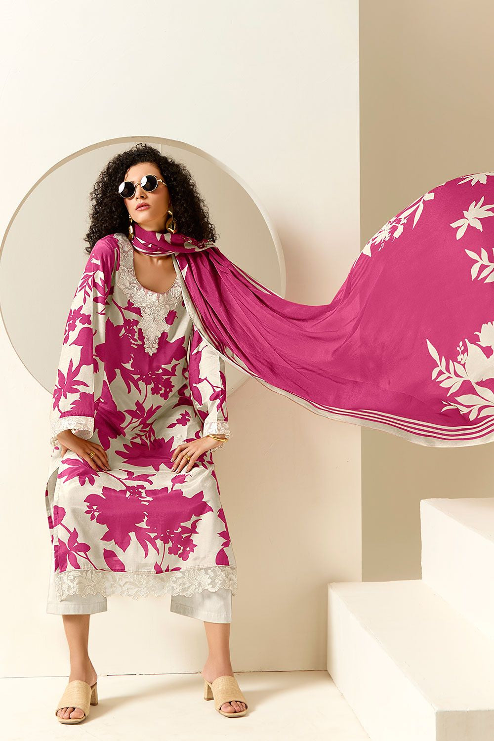 Off White Plus Size Muslin Salwar Kameez SFYS15740