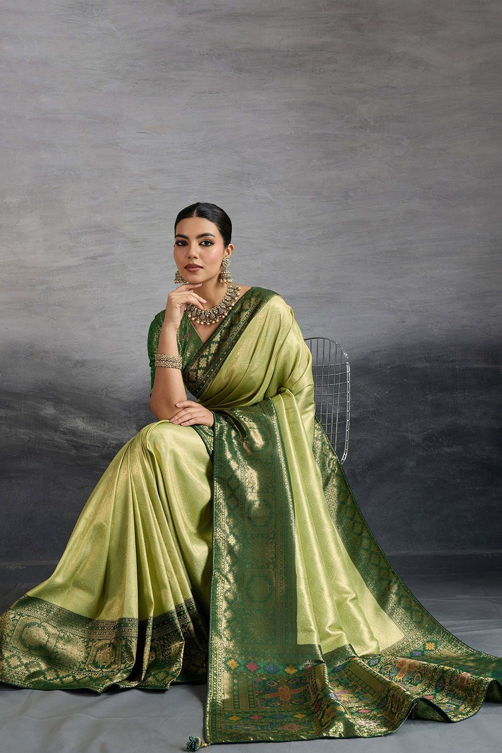 Green Wedding Party Weaving Silk Saree  SFSJDN30503