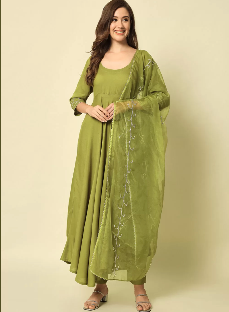 Green Muslin Rayon Readymade Salwar Suit SFSR273418