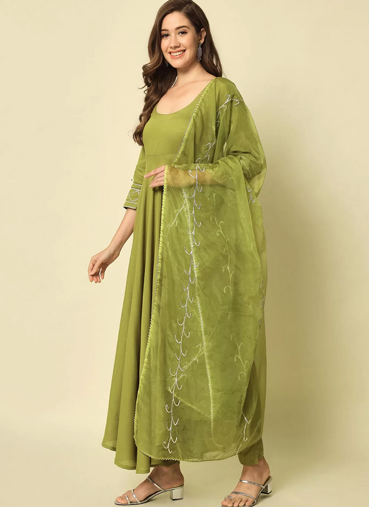Green Muslin Rayon Readymade Salwar Suit SFSR273418