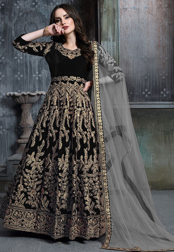 Black Velvet Bridal Anarkali Suit SFDFS11301C