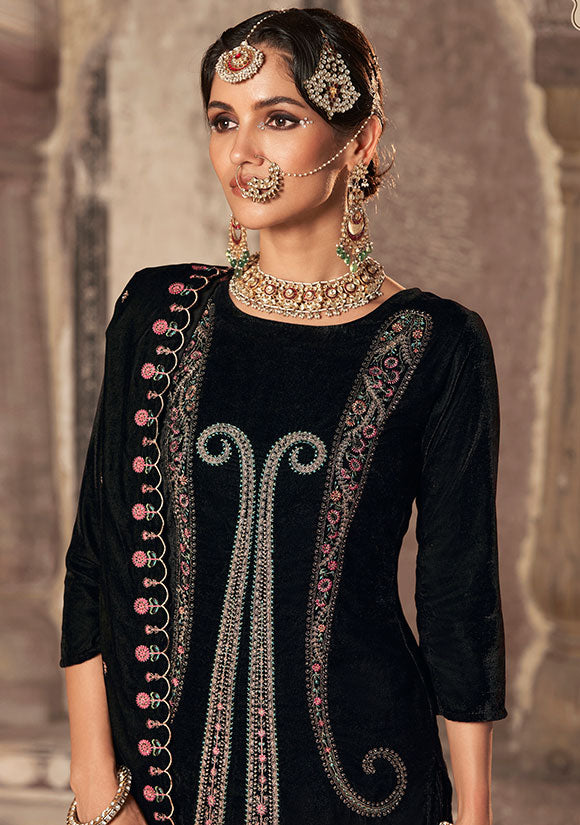 Black Plus Size Velvet Salwar Kameez With Zari Work SFSTL29601