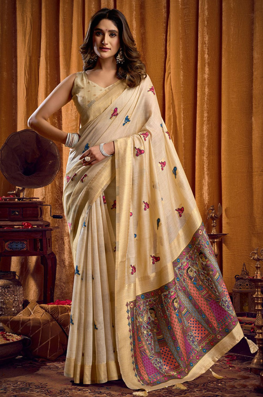 Cream Cotton Sarees - SFSA574605