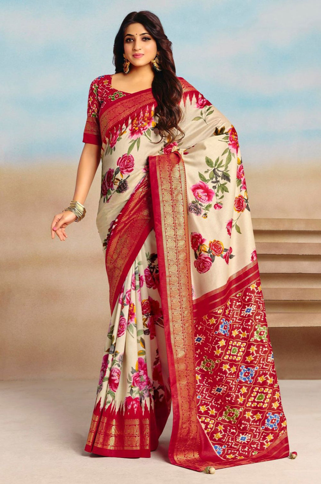 Cream Patola Sarees - SFSA574806