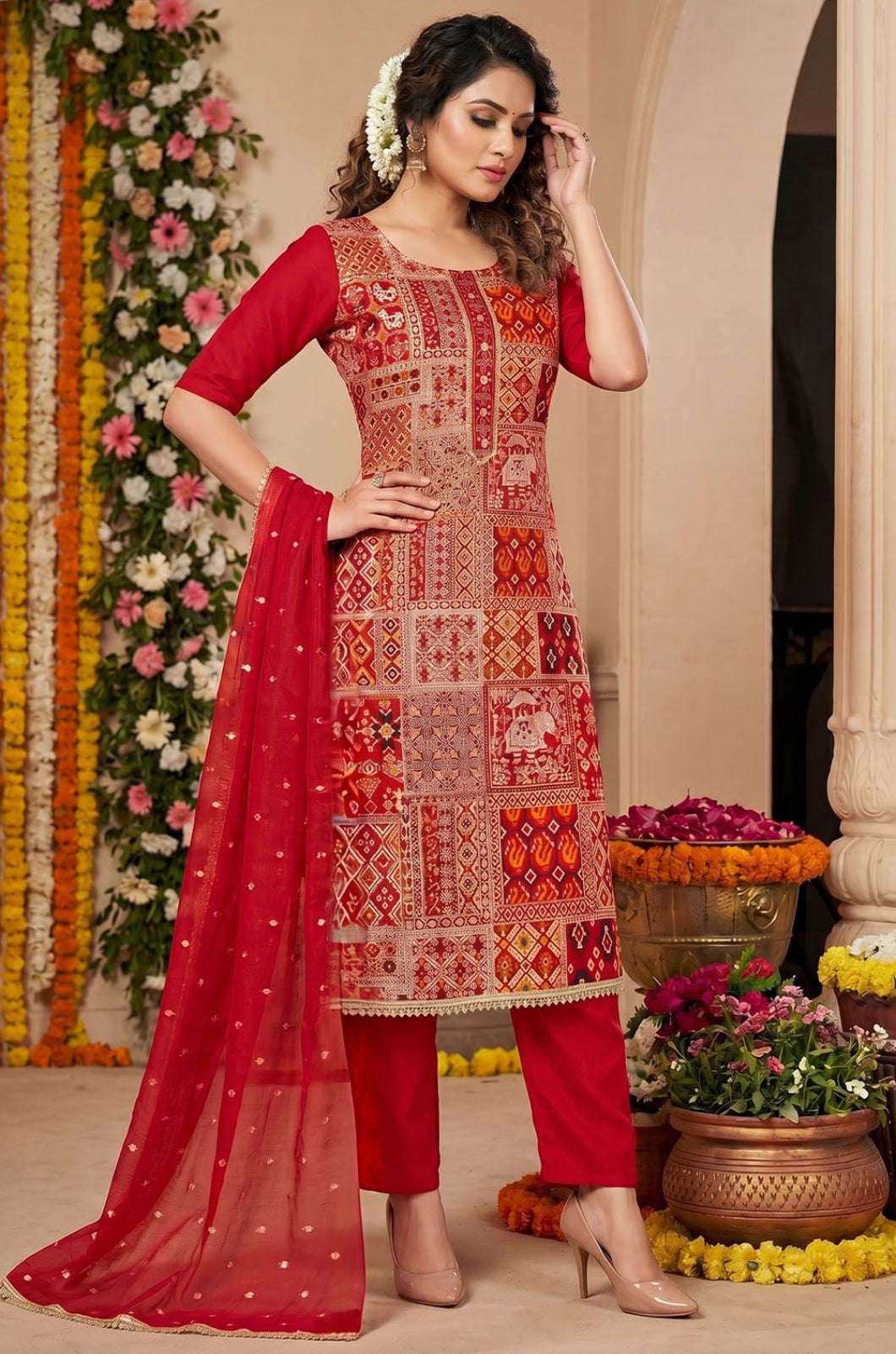 Red Banarasi Salwar Kameez - SFEDC29103