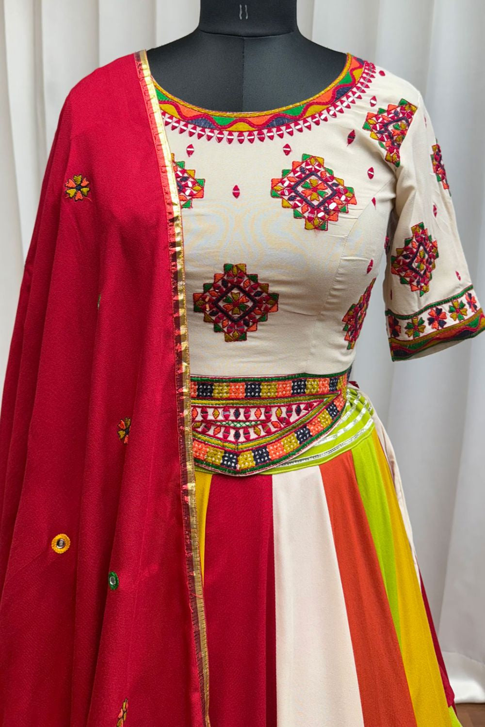 Beige Cotton Chaniya Cholis - SFKHU20602