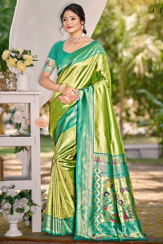 Green Kanjivaram Silk Wedding Sarees With Blouse  SFSGM119002