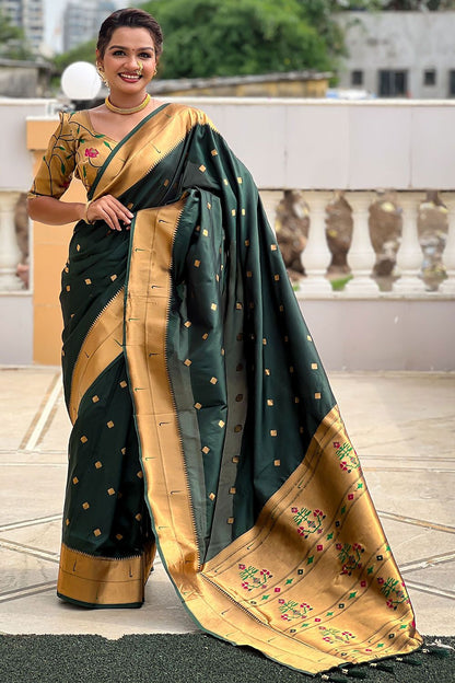 Green Sleek Paithani Silk Saree With Blouse SFPRF251301