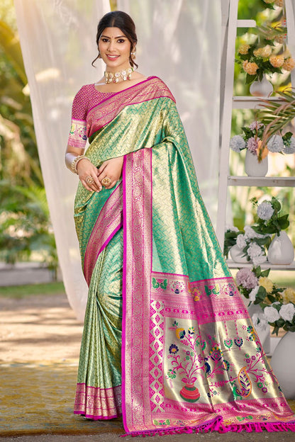 Green Kanjivaram Silk Wedding Sarees With Blouse  SFSGM119004