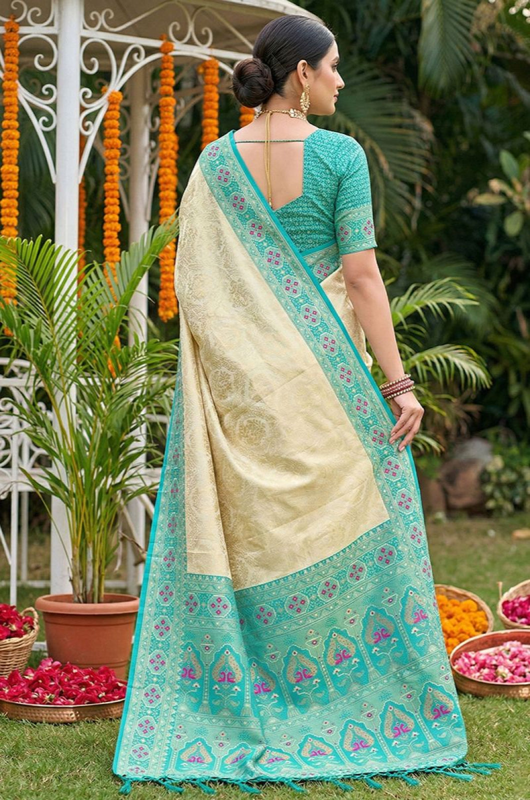 Cream Silk Sarees - SFAST21404