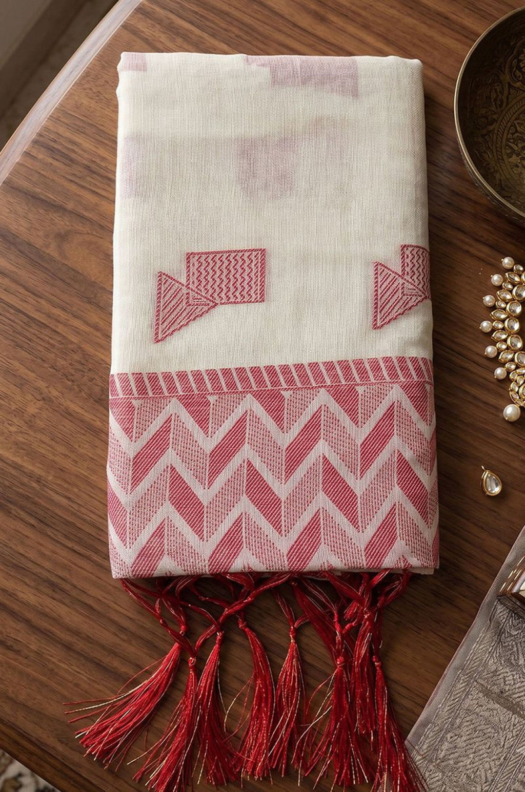 White Linen Sarees - SFAST22107