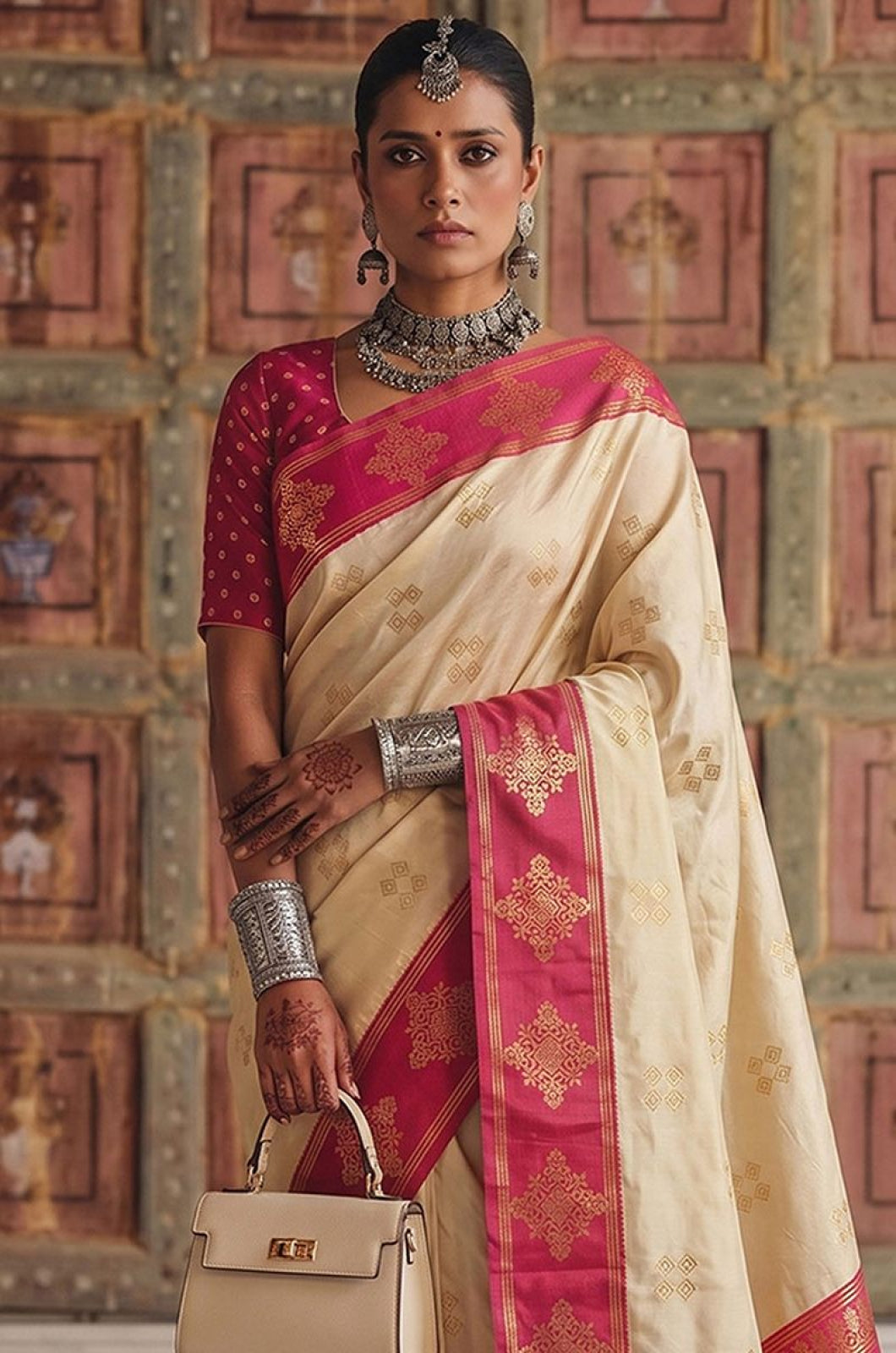 Cream Silk Sarees - SFAST22406