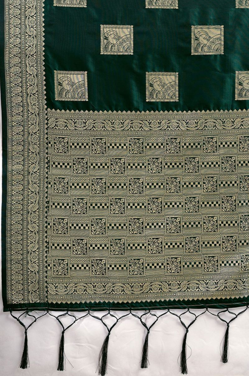 Green Silk Sarees - SFAST20901