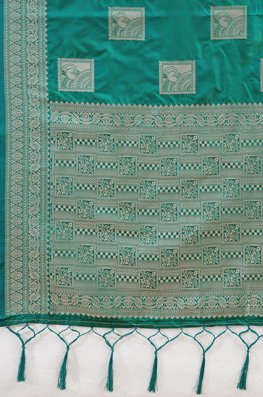 Green Silk Sarees - SFAST20903