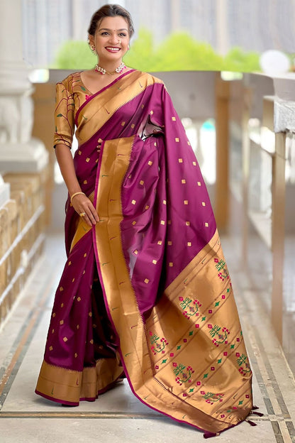 Magenta Sleek Paithani Silk Saree With Blouse  SFPRF251310
