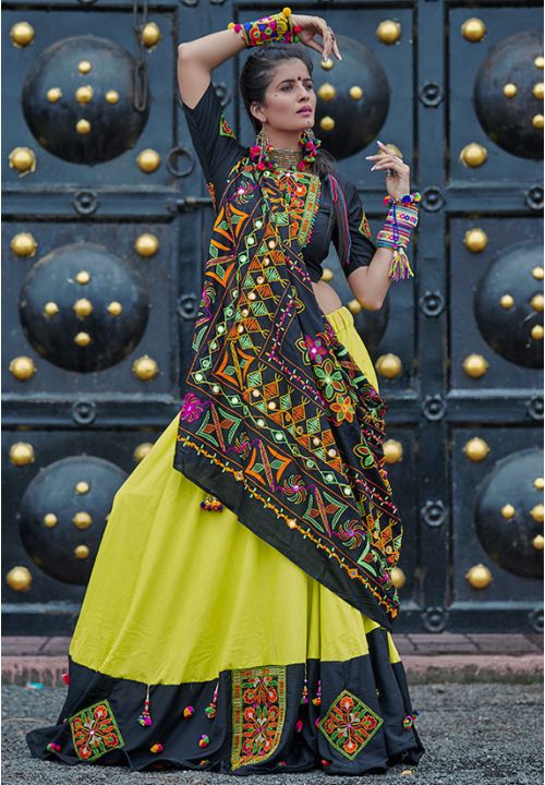 Buy Black Yellow Navaratri Silk Chaniya Choli SFKHU6005 - Siya Fashions