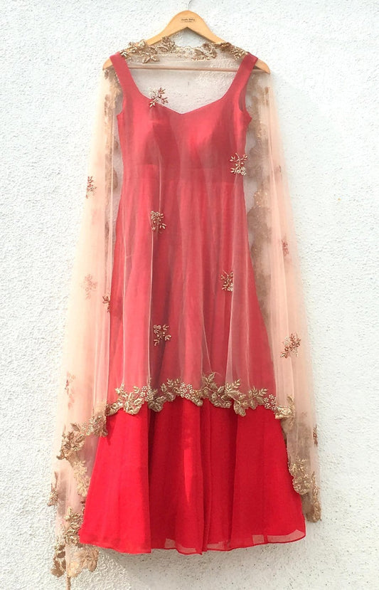 Red Wedding Gown With Shaded Dupatta SFIN5221 - Siya Fashions