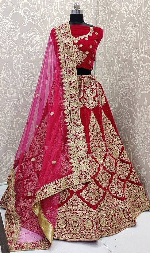 Turkish Pink Bridal Velvet Lehenga Choli SFYDS0140 - Siya Fashions